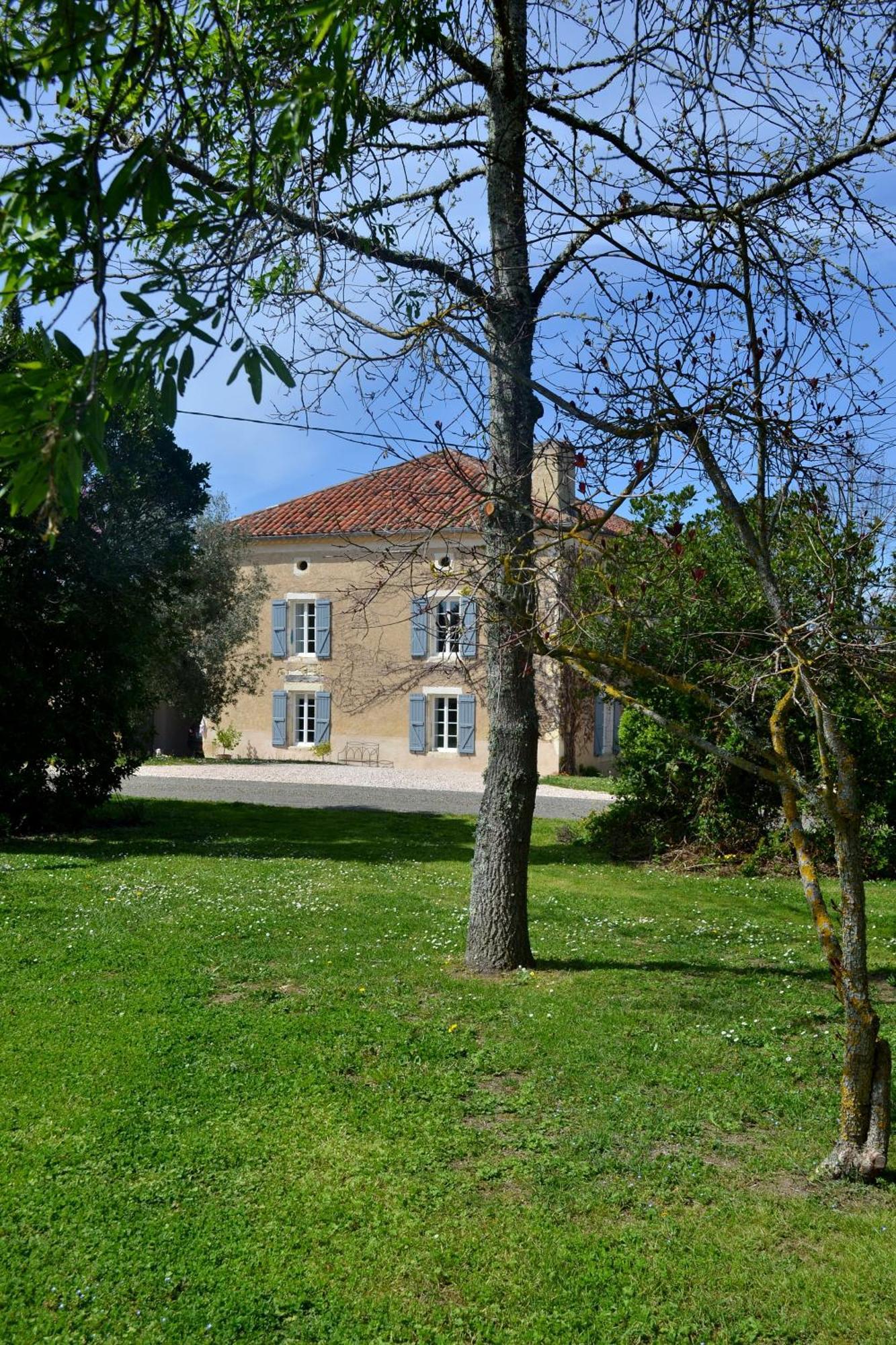 Chambre D'Hote Au Domaine Terre De Chenes Saint-Paul-de-Baise Екстериор снимка